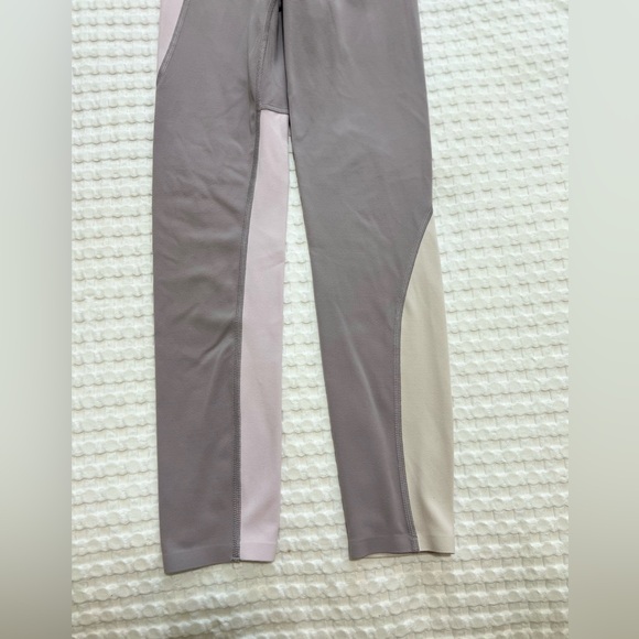 Athleta Elation Asymmetrical 7/8 Tight in Powervita Colorblock Lilac Stone - Picture 5 of 16